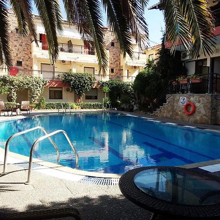 Pelli Hotel Пефкохори Экстерьер фото