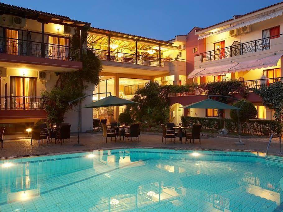 Pelli Hotel Пефкохори Экстерьер фото